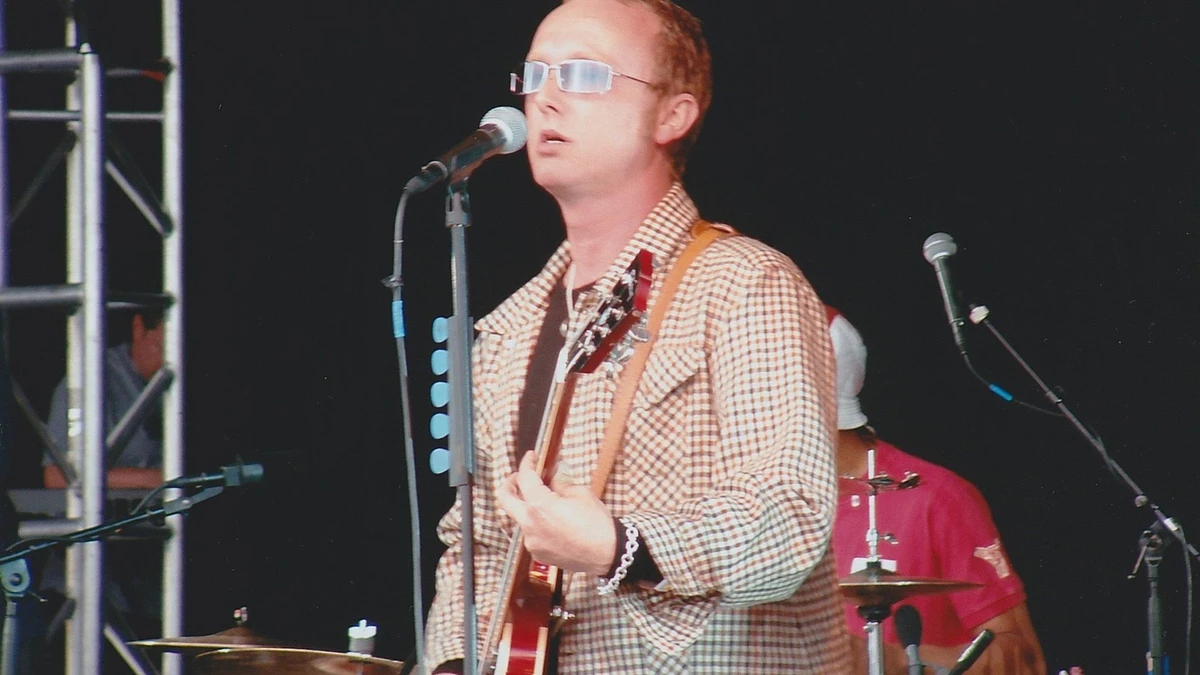 Ocean Colour Scene Booked Thirteen Arenas for Moseley Shoals